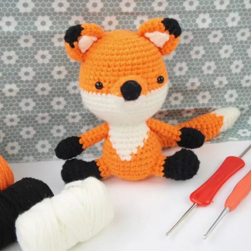 Beginner DIY Crochet Knit Kits Cartoon Fox Pendant Doll Material Accessories Set